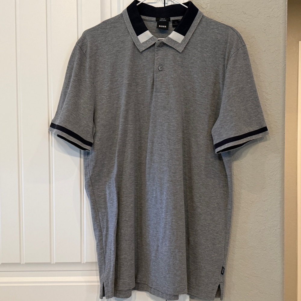 Hugo Boss Men’s Mercerised Slim Fit Gray Polo with Black Accents